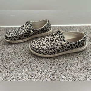 Women’s HeyDude’s Cheetah Print Size 10